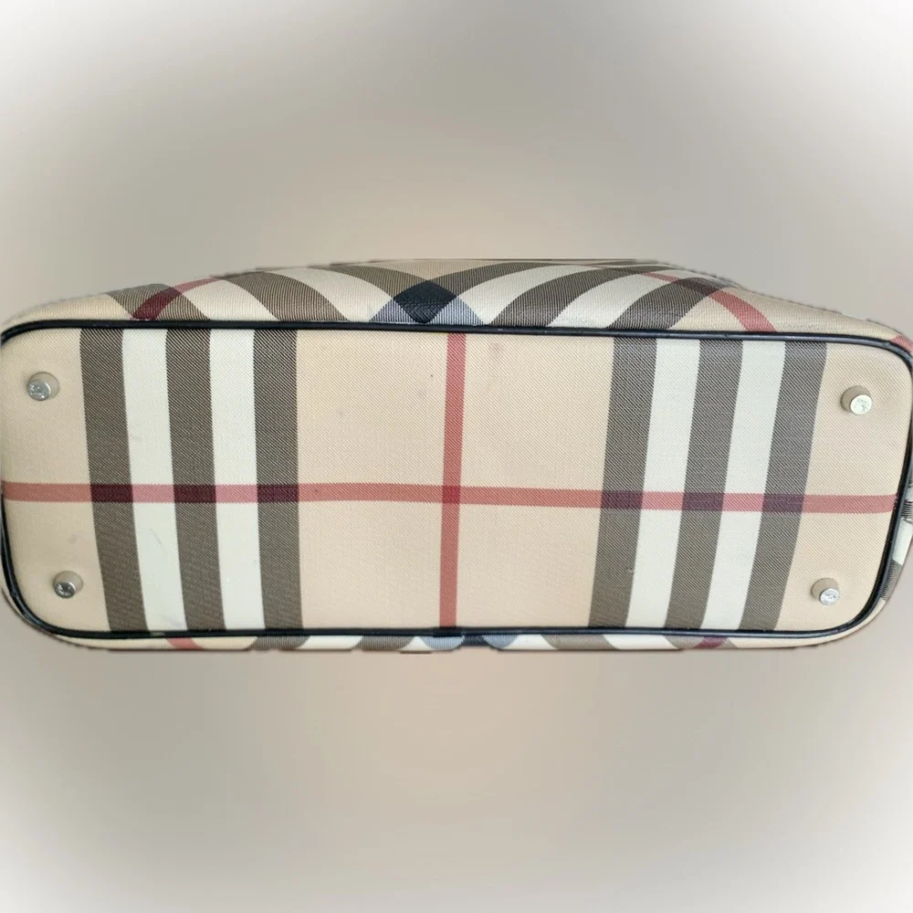 Burberry Nova Check Coated Canvas and Patent Leather Tote - Picture 12 of 13